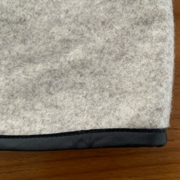 Minimum
Baldu Contrast-Pocket Vest - Picture 12 of 13